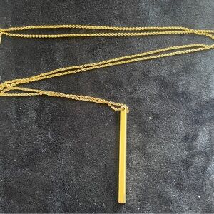 Elegant Gold Bar Pendant Necklace